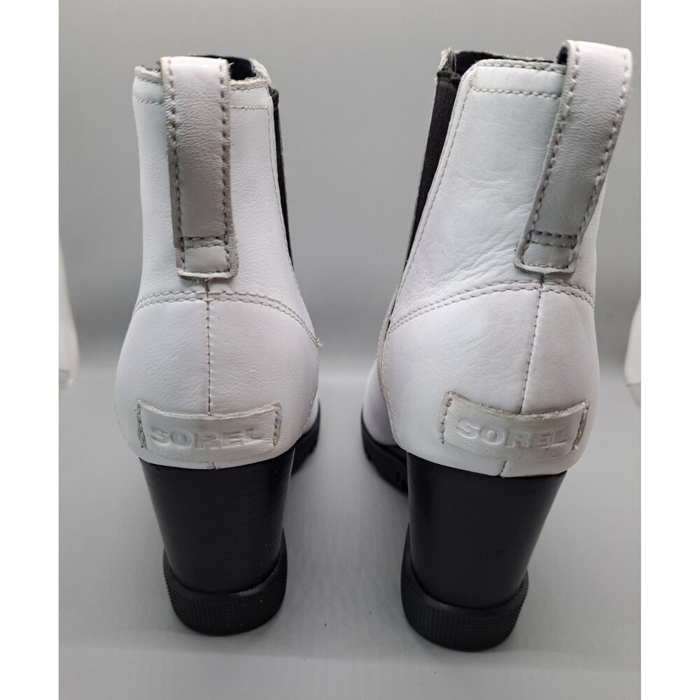 SOREL Joan Uptown Chelsea Wedge Boot White Size 8 Women Leather Black NL3952-100 - Picture 4 of 9